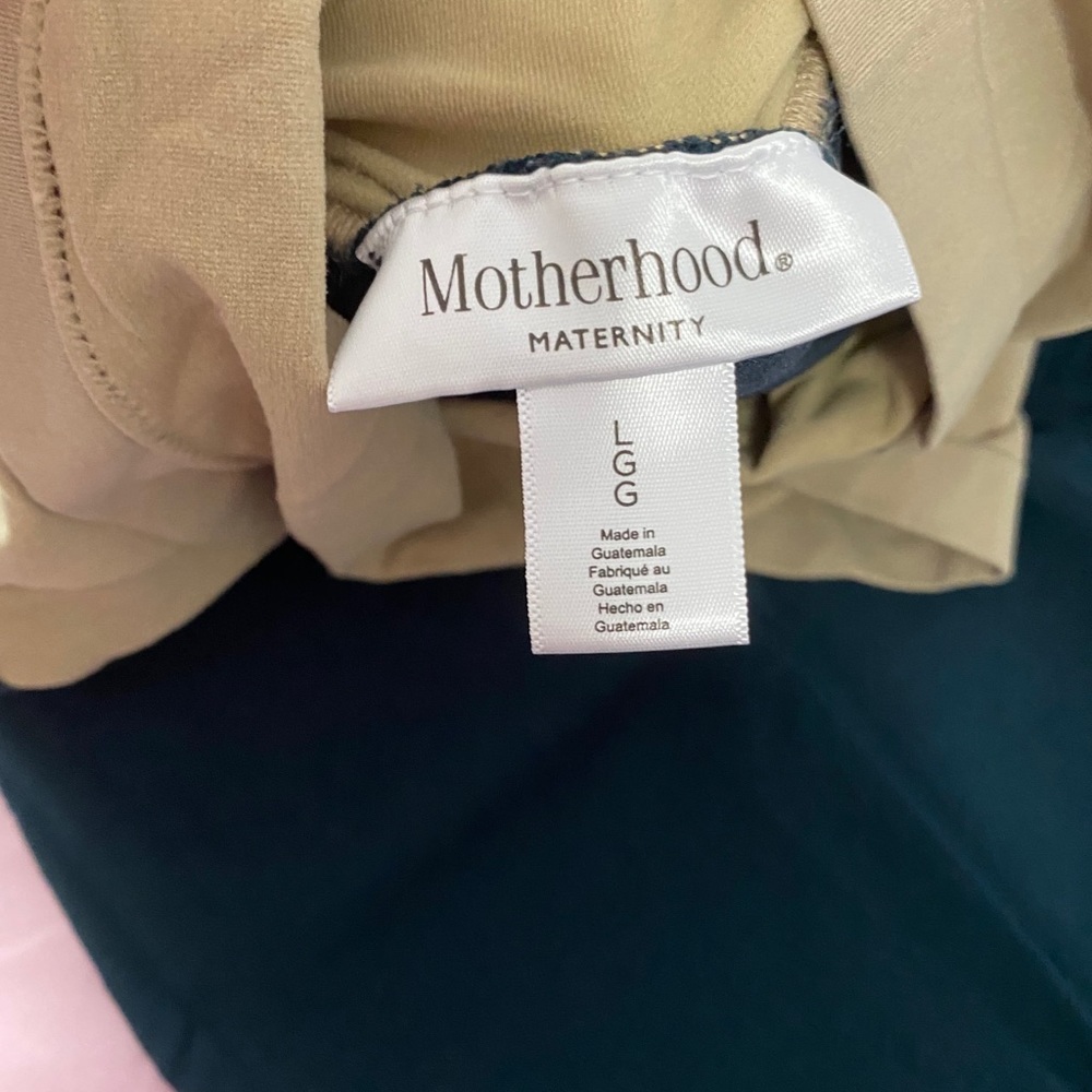 Motherhood Maternity work pants lot (3)
